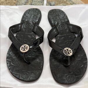 Tory Burch Black Sandals 🩴 with Logo Emblem